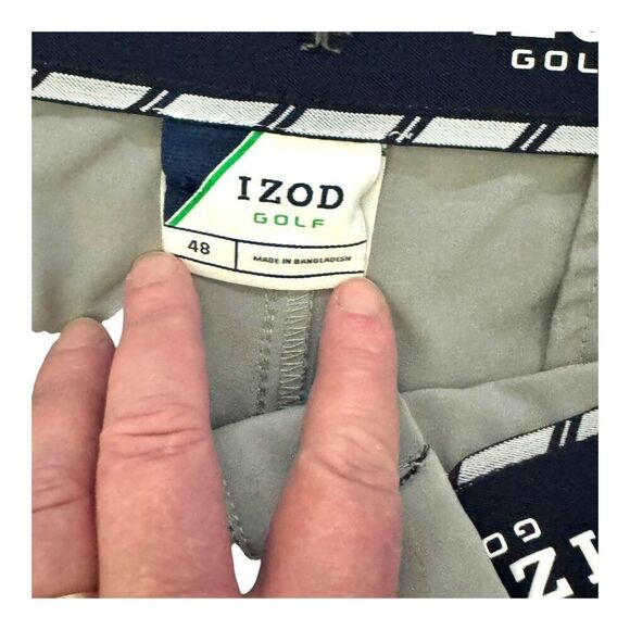 IZOD Golf Mens Cargo Shorts Sz 48 Light Blue Gray Polyester Blend Atheltic Sport - Picture 2 of 6